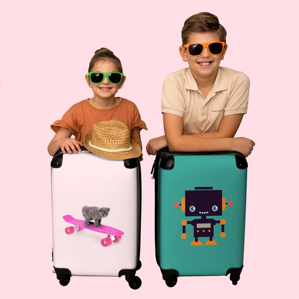 NoBoringSuitcases.com® Kinderkoffer - Handbagage Kinderen - Kitten - Skateboard - Roze - Meisjes - Kinderen - Trollet Op Wieltjes - Past Binnen 55x40x20 Cm En 55x35x25 Cm - Koffer Meisje - Afbeelding 7