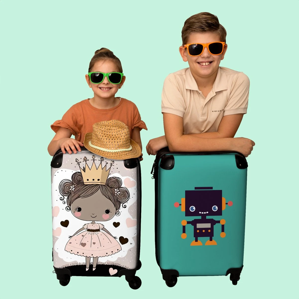 NoBoringSuitcases.com® Kinderkoffer - Trolley Op Wieltjes - Prinses - Hartjes - Kroon - Roze - Meisjes - Koffer Meisje - Past Binnen 55x40x20 Cm En 55x35x25 Cm - Reiskoffer - Fotokoffer - Afbeelding 7