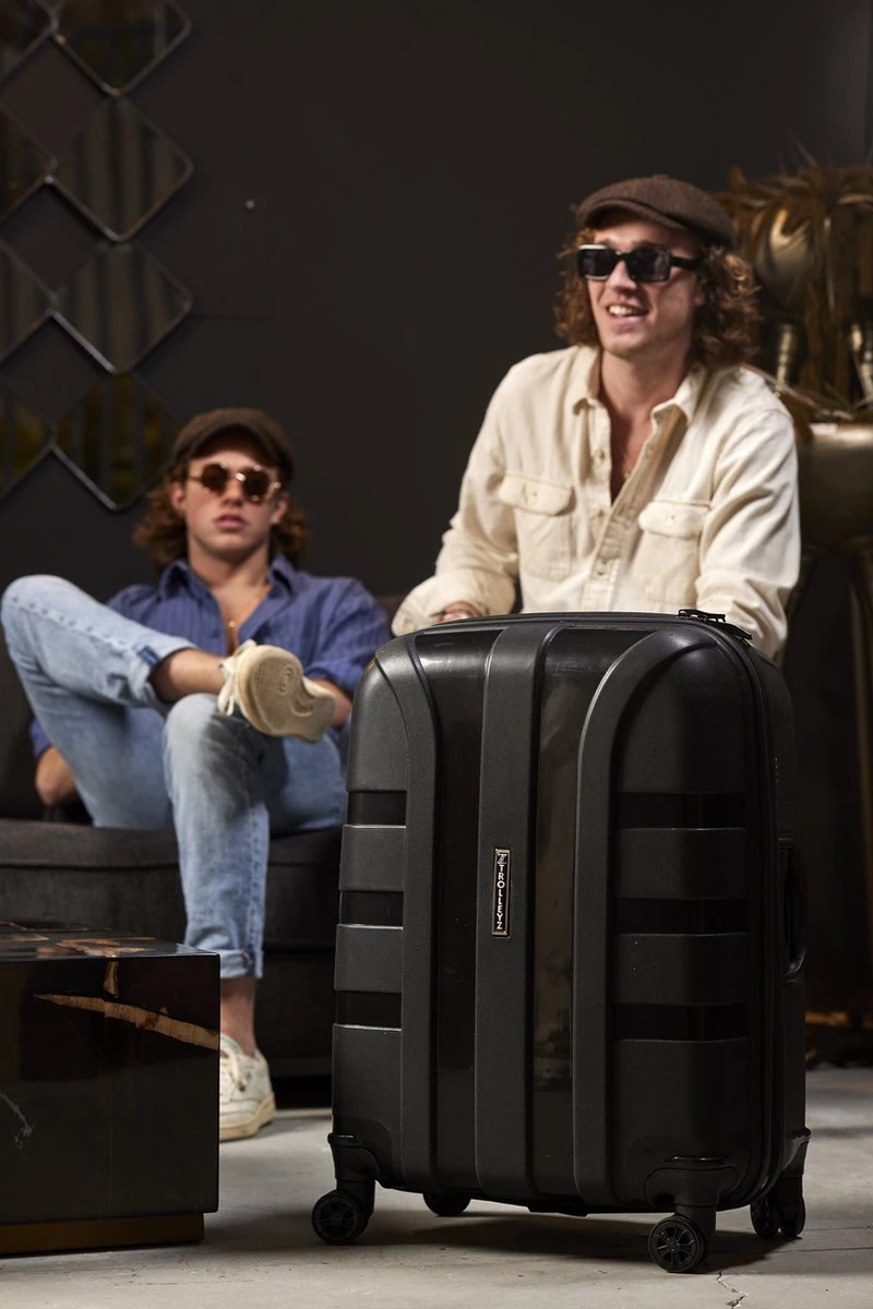 ©TROLLEYZ - Paris No.5 - Reiskoffer - 78cm Met TSA Slot - Dubbele Wielen - 360° Spinners - 100% Polypropyleen - Reiskoffer In Piano Black - Afbeelding 10